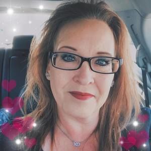 Meet your Posher, Deborah